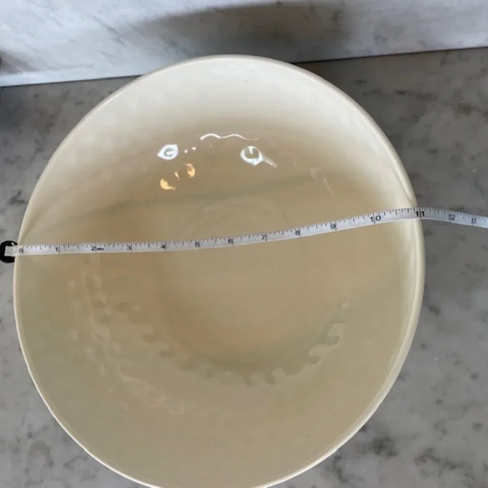 TOMMY BAHAMA Cream Swirl Melamine Serving Bowl 11